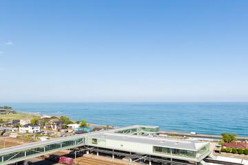 Beach/ocean view
