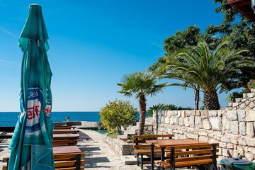 Beach bar