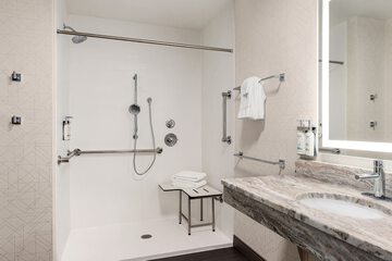 Room 20 of 42