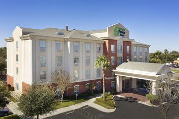 Holiday Inn Express Hotel & Suites Uvalde by IHG