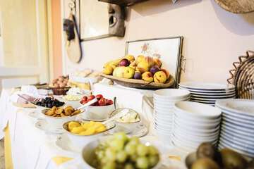 Breakfast buffet