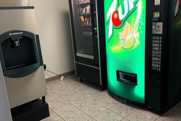 Vending machine