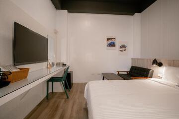 Photo 48