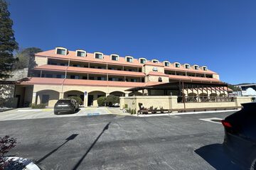 Yosemite Sierra Inn