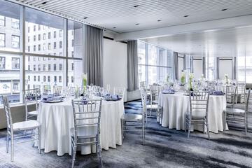 Ballroom/Hall 76 of 91