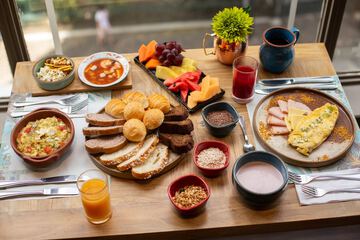 Breakfast meal