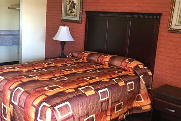 Economy Inn