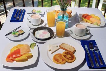 Breakfast meal