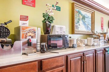 Breakfast/Coffee Service 24 of 24