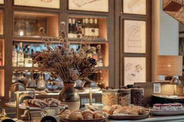 Breakfast area
