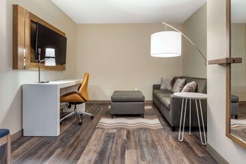 Room 46 of 60