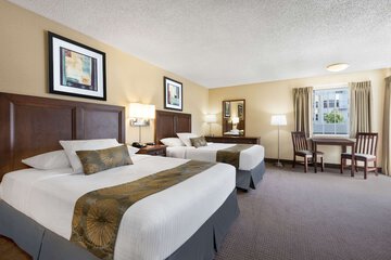 Room 9 of 17
