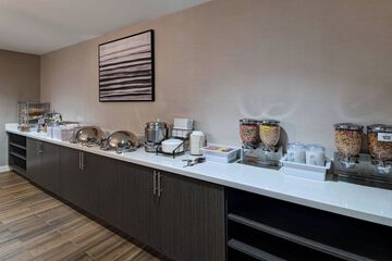 Breakfast/Coffee Service 28 of 30