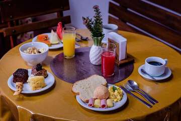 Breakfast meal