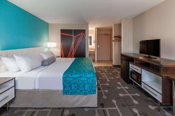 Room 11 of 23