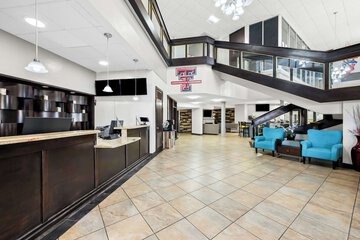 Hotel Interior 7 of 54