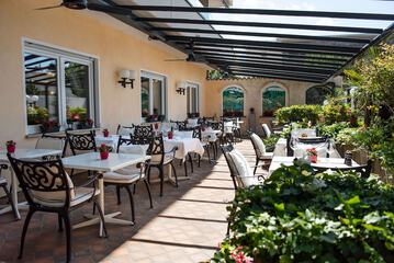 Sundeck