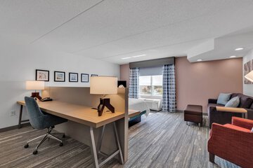 Hilton Garden Inn Myrtle Beach / Coastal Grand Mall