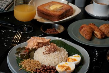 Breakfast meal