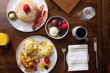 Breakfast/Coffee Service 44 of 55