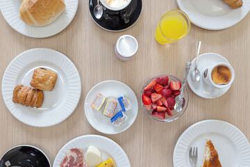 Breakfast meal