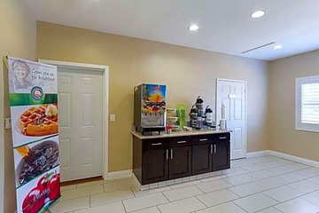 Photo 34