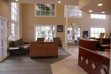 DAYS INN AND SUITES SEAWORLD AIRPORT 16