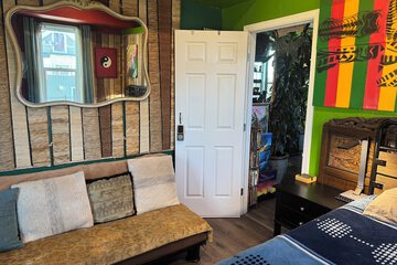 Room 14 of 31