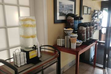 Breakfast/Coffee Service 49 of 59