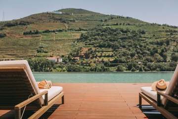 Infinity pool