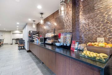 Breakfast/Coffee Service 34 of 37