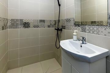 Photo 48