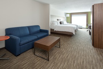 Room 25 of 51