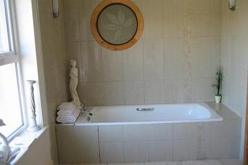Photo 33