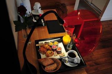 Room amenity