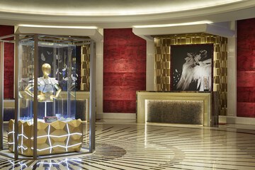 Check-in/check-out kiosk