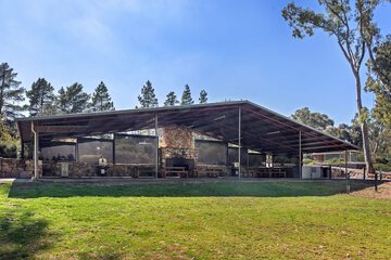 BBQ/picnic area