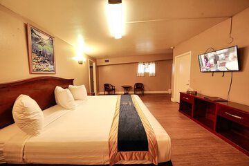 Room 12 of 31