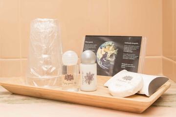 Bathroom amenities