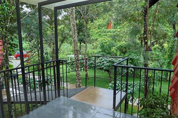 Handrails in stairways