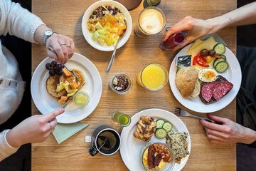 Breakfast meal