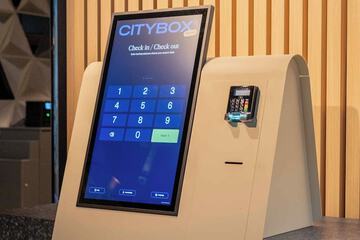 Check-in/check-out kiosk