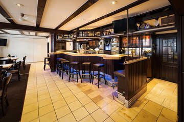 Sports bar