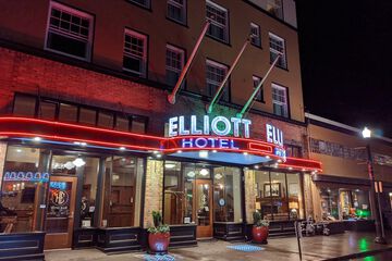 Front of property - evening/night