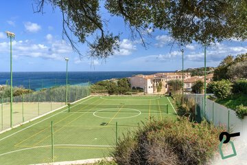 Tennis court