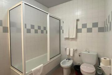 Photo 37