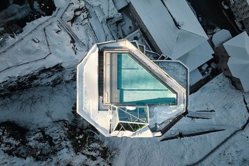 Infinity pool