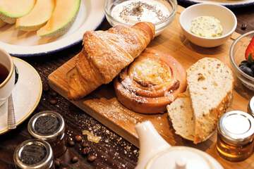 Breakfast meal
