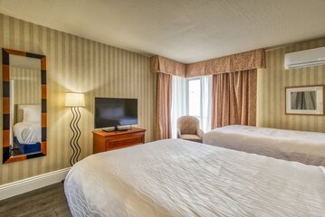 Room 78 of 143