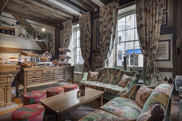 Coffee shop